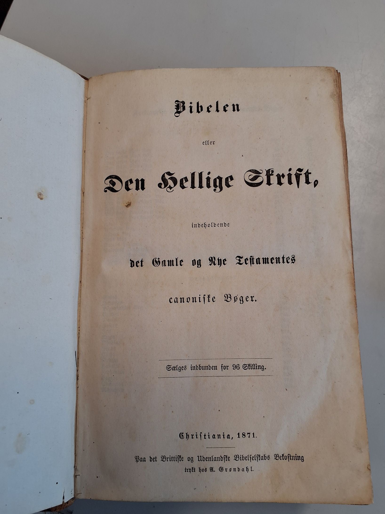 Bibel udgivet af "Det britiske og Udenlandske Bibelselskab"